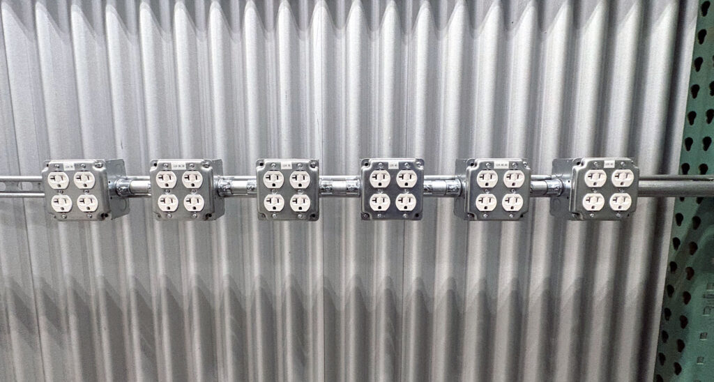 ryder_electric-commercial_outlets